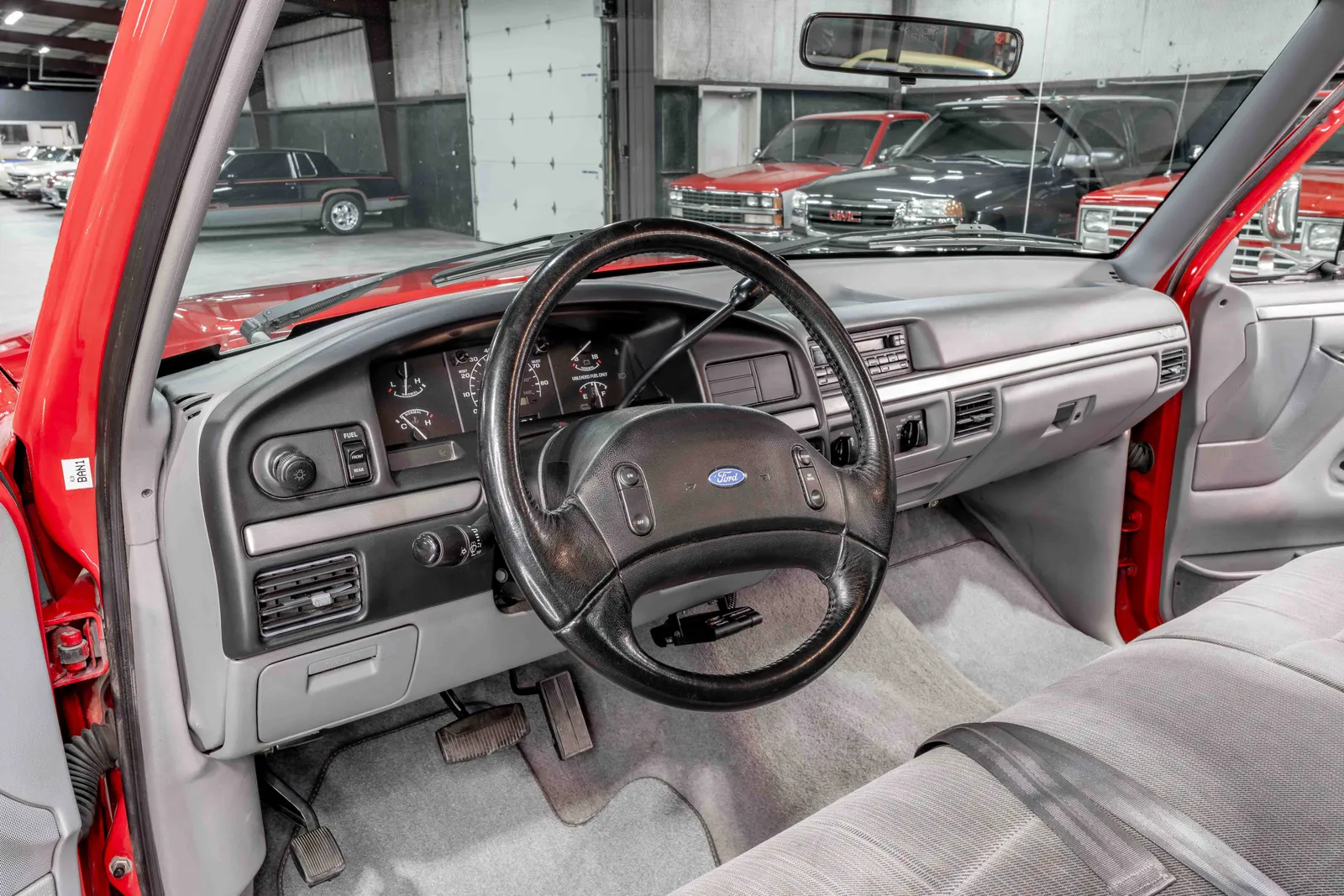 1995-Ford-F250-Vermilion Red-1FTHF25H7SLA77977-46.jpg